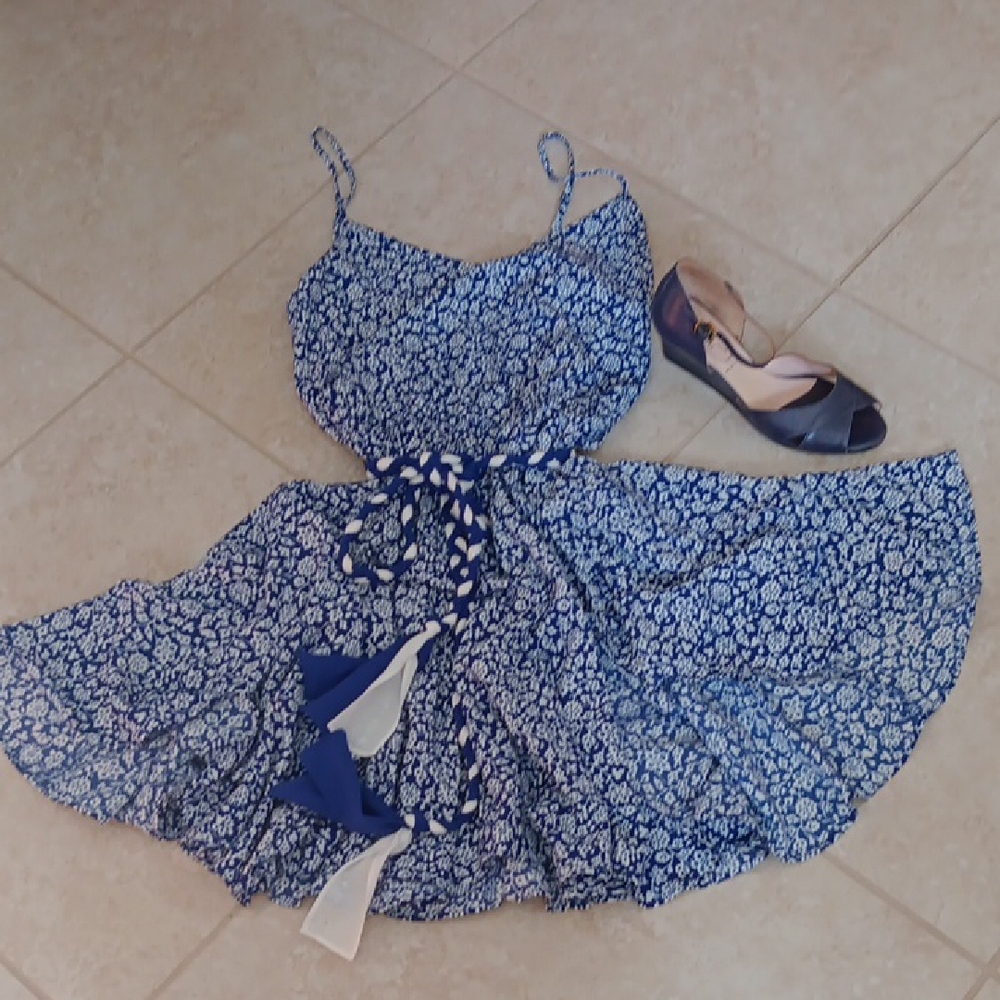 Flirty Dress by Skies are Blue.Size Small.